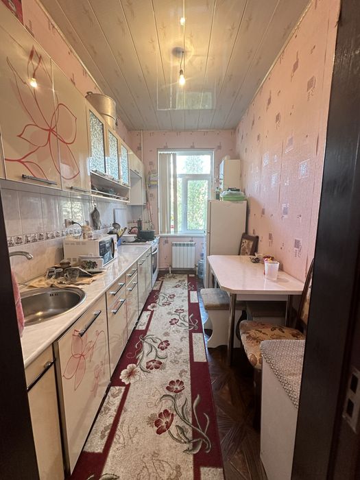 Центрда уй сатылады 2-этаж