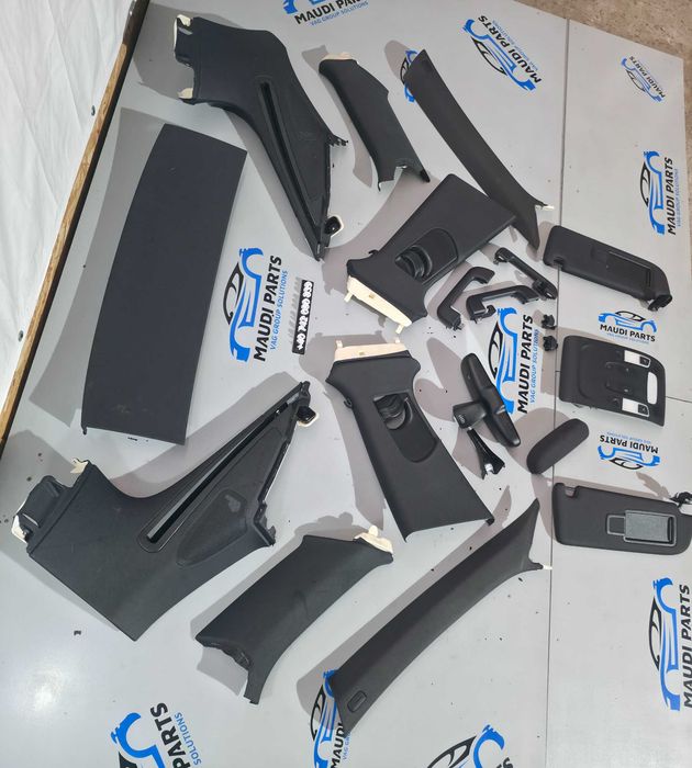Plafon negru Audi A6 C7 Avant + accesorii