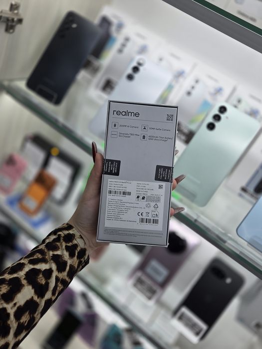 Humor GSM oferă spre vânzare / Realme 16 Pro / 512 GB / Purple / Nou Sigilat / Garanție 24 luni / Rate