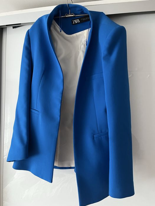 Costum Zara pentru femei