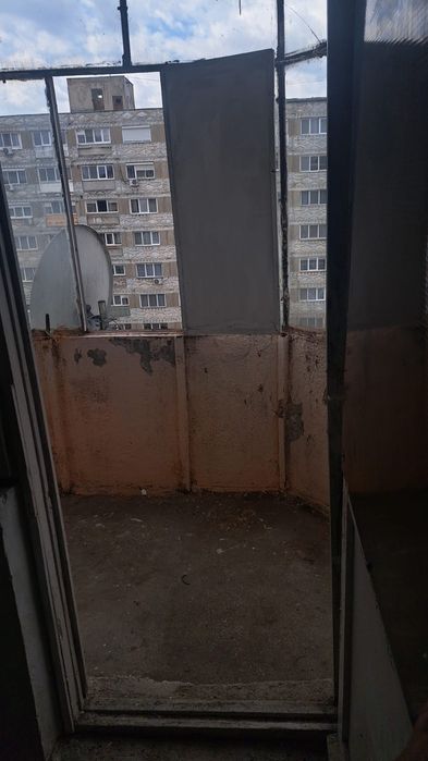 Vând apartament cu o camera în Govandari