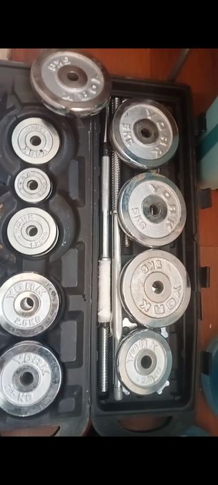 Продам штангы 50кг