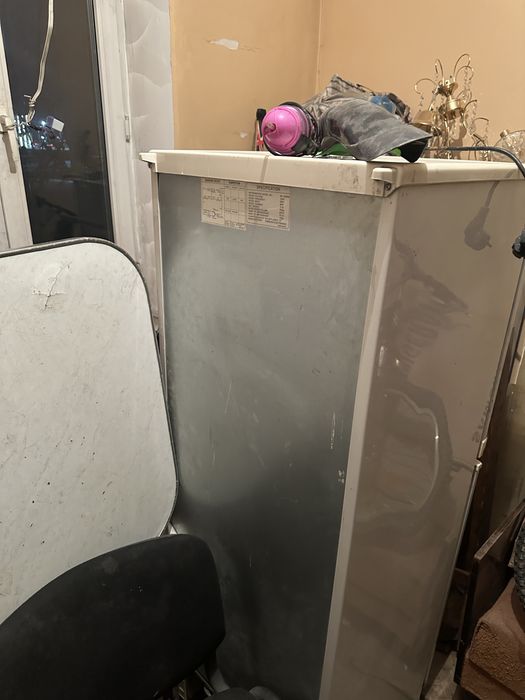 Холодильник не рабочий