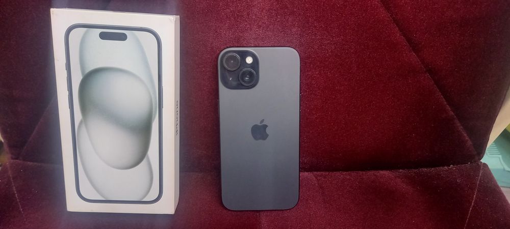 Iphone 15 256/89% black