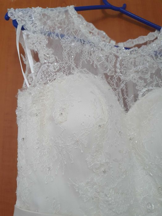 Rochie de mireasa, marimea xs, casa de moda Mirandi