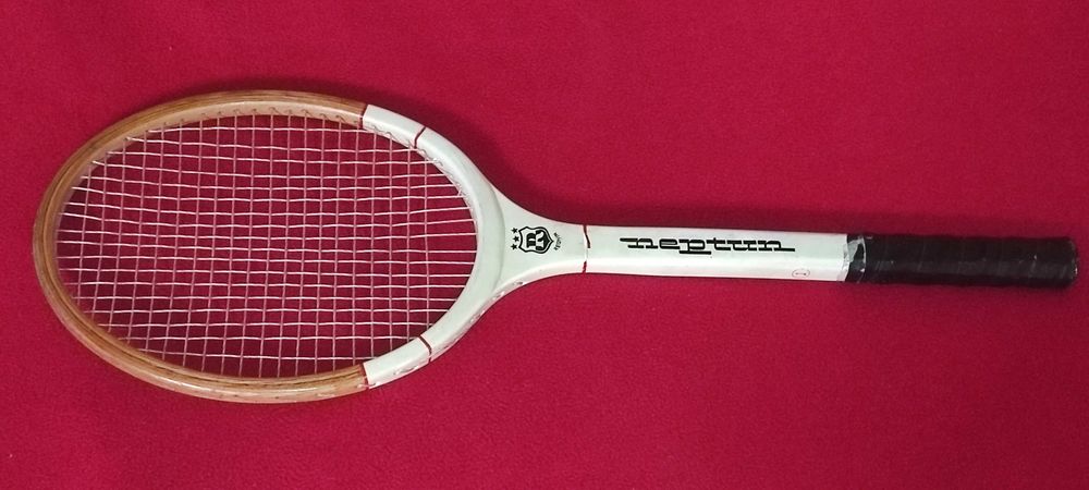 5 Rachete tenis camp de colectie - REGHIN NEPTUN pluto