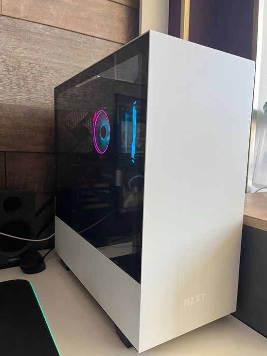 Геймърски компютър AMD Ryzen 7 2700x 16GB RAM, RTX 3070