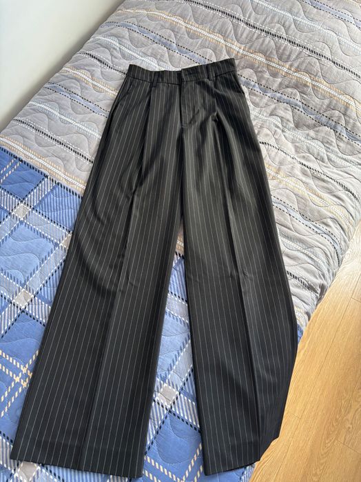 Прямые брюки в полоску Zara