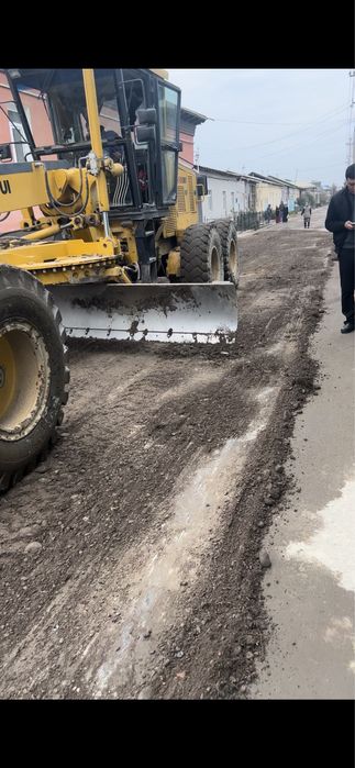 Gredir xizmati Asfalt atxotni yoyib tekislab berish xizmati