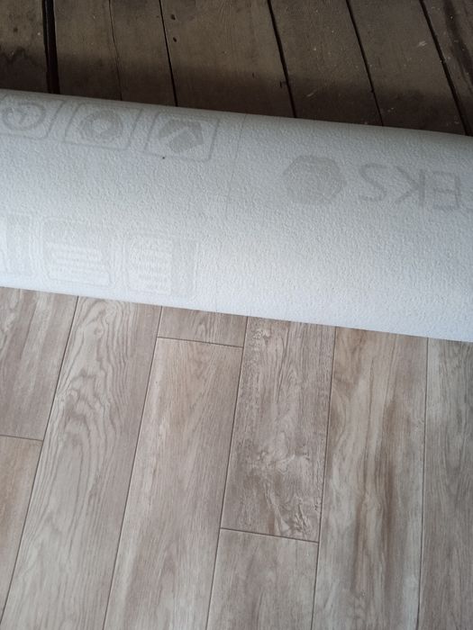 Продам линолеум новый