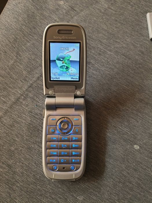 Sony Ericsson z525a cingular ( liber de rețea,lb română)