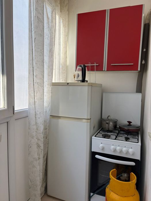 Închiriez apartament la 3 min de plajă