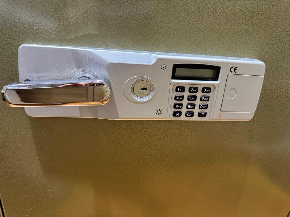 Сейф огнеупорный