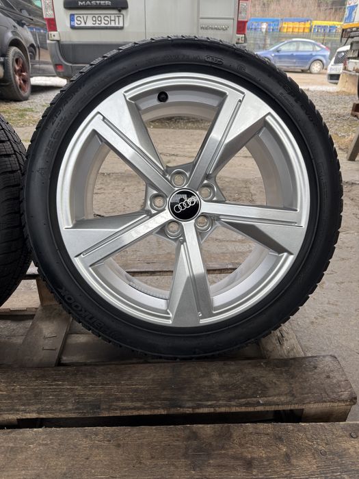 Jante originale Audi A1 Vw Polo Skoda Fabia anvelope iarna 215/45 17