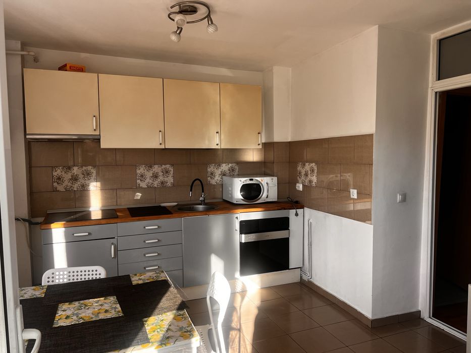 Inchiriez apartament 2 camere Bld General Grigore Balan