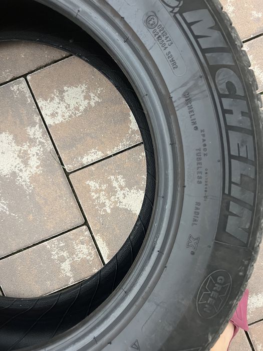 Anvelope vara marca Michelin