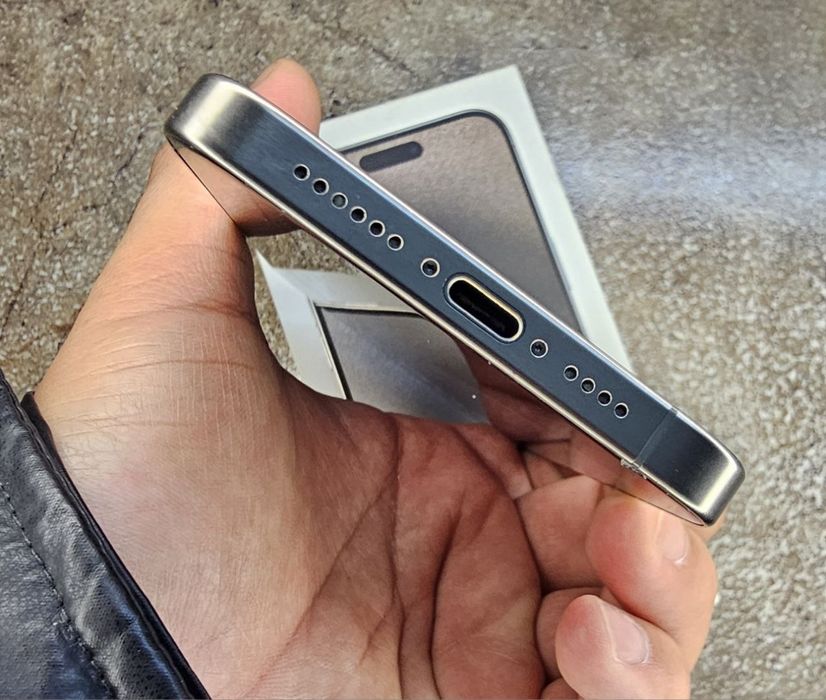 iPhone 15 Pro Max 256 gb karobka