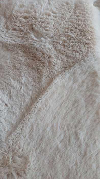 Vând covor, stare perfectă