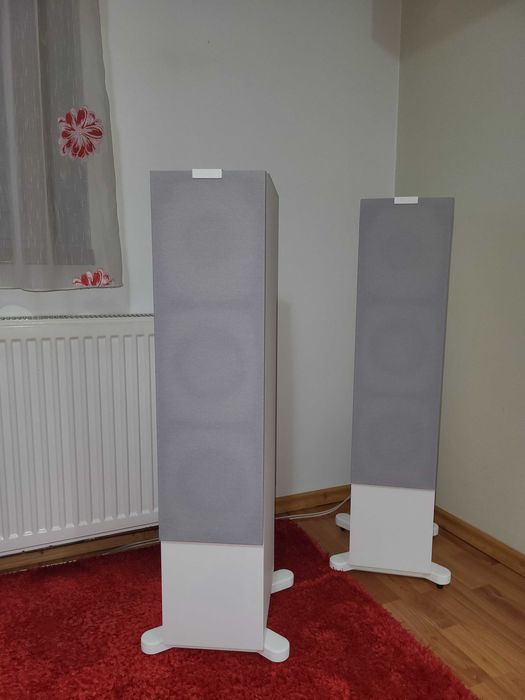 Boxe kef q 7 meta