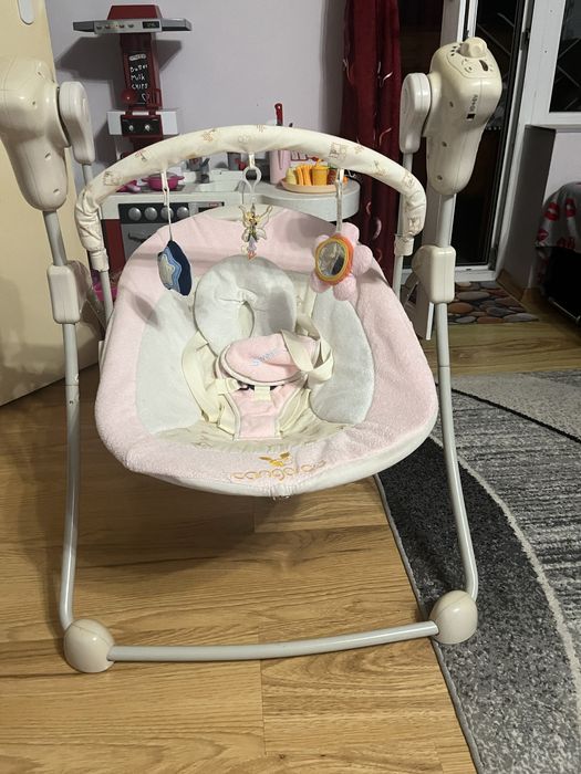 Люлеещ шезлонг за бебета и музикален