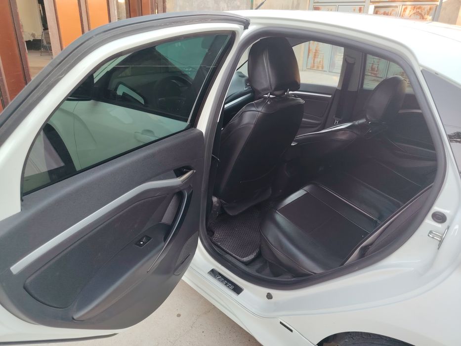 UZB/РУС Assalomalekum  Lada vesta 2020 yil  10000 $