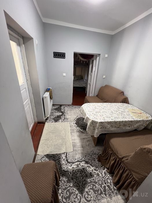 Hostel mehmon uyi gasnissa otel xalqaro ayraportni oldida