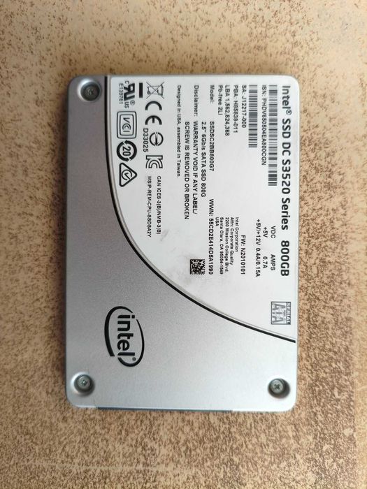 Продавам SSD хард диск Intel SSD DC S3520 800GB SATA3