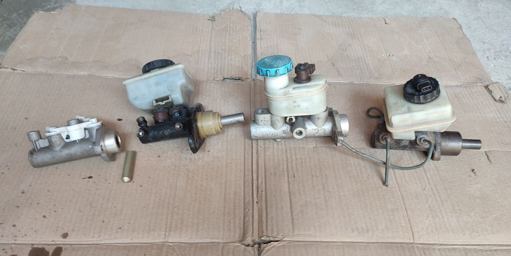 Ниссан.Шлейф руля .Стартер.Форсунки.