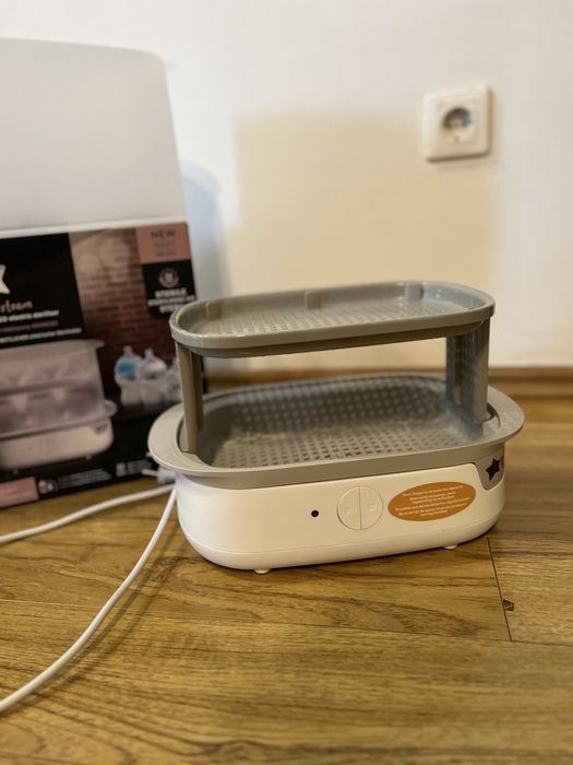 Sterilizatorul electric Tommee Tippee