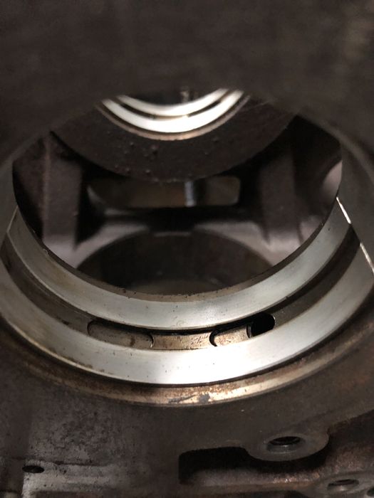 Продам блок 2.7 прадо 2тр