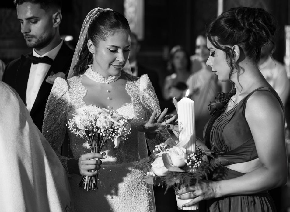 De la 750 lei: Fotograf / Video Evenimente – Botez, Nuntă, Cununie Civilă, Majorat / Poze Profesionale și Editate / Prețuri Accesibile