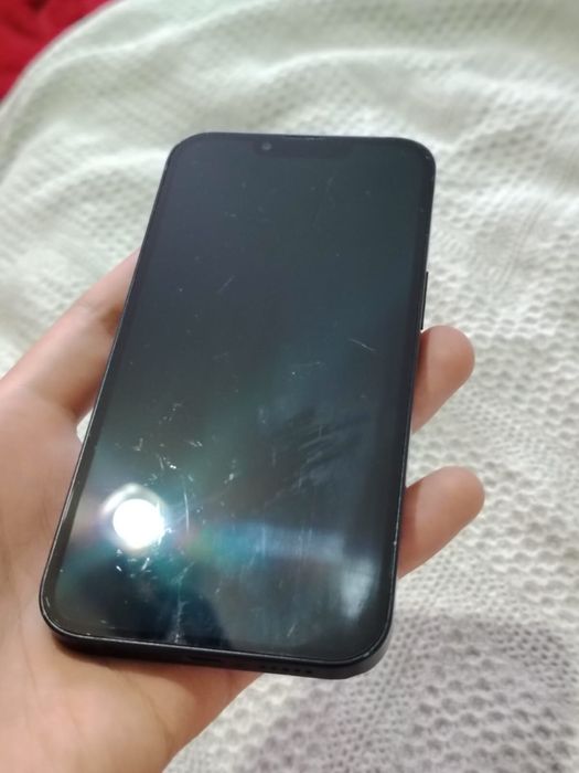Iphone 13 черного цвета