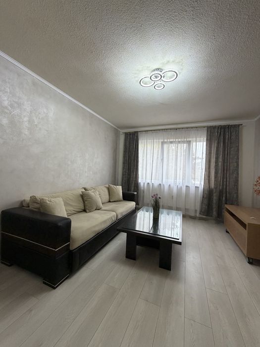 Vand Garsonieră Pitesti