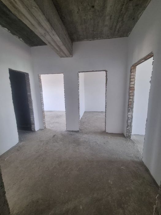 Продаються квартиры возле центрабанка