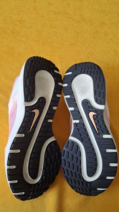 Дамски маратонки Nike React Escape Run