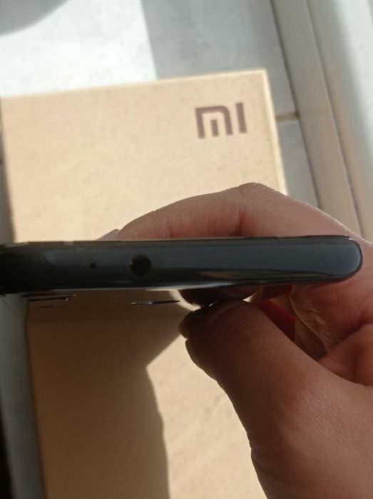 MOTOROLA one macro (XT2016-1)