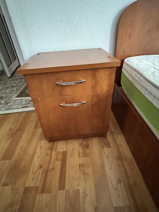 Pat 140 x200 cu 2 noptiere
