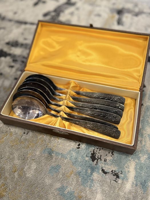 Продам мельхиорованные  ложки, вилки и ножи