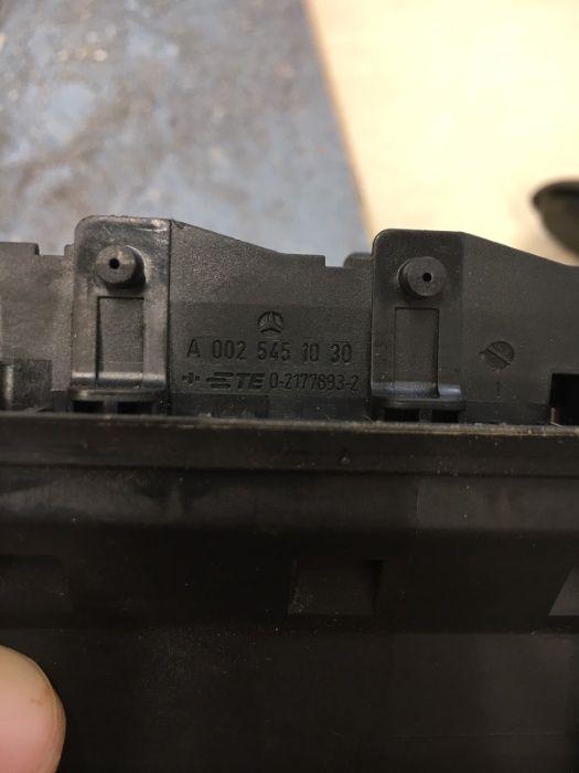 Кабели за Предна Дясна Врата Мерцедес 213 Mercedes W213