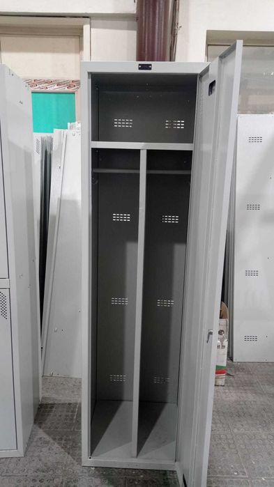 Шкафы металлические