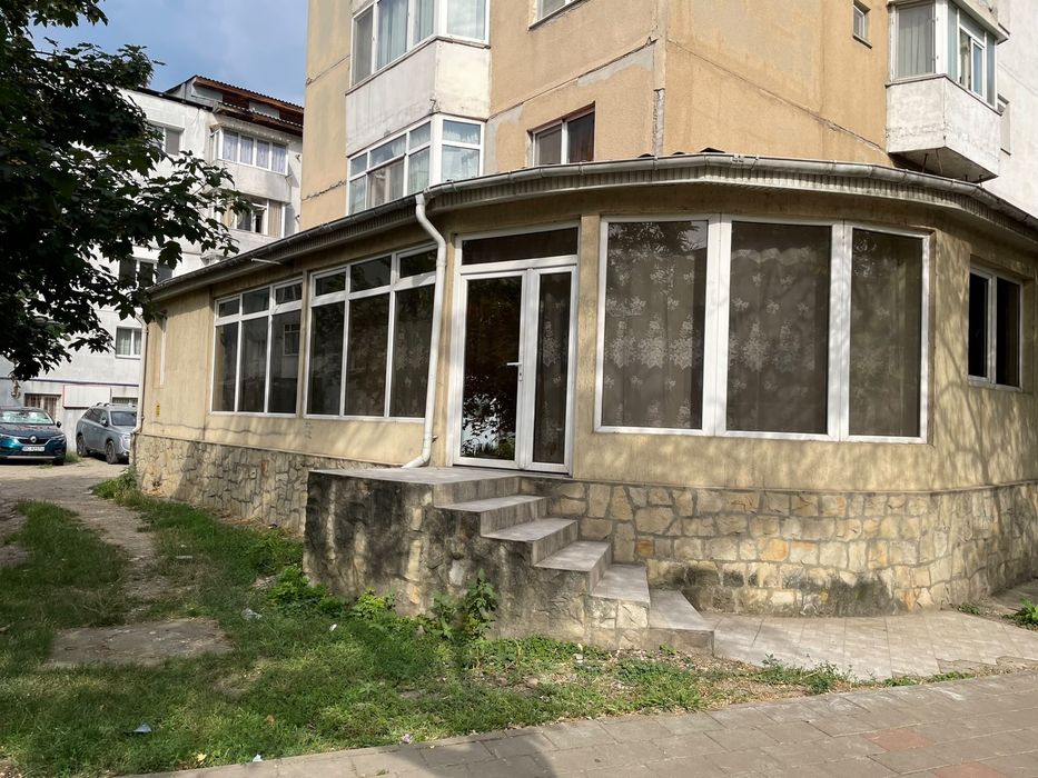 Apartament 3 camere plus extensie de vanzare