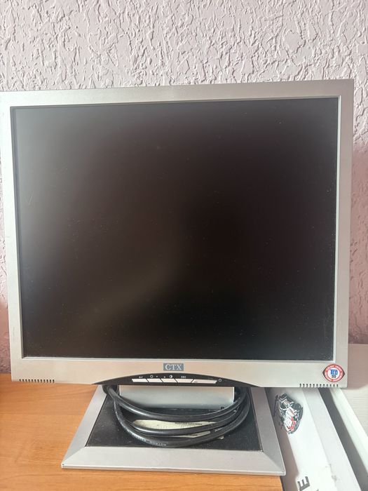 Монитор CTX S762a VGA