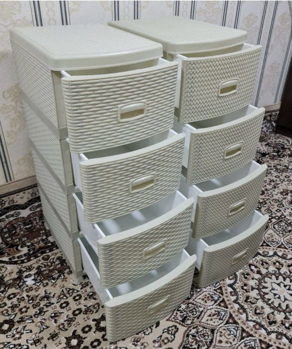 Комод пластиковый с ящиками для вещей новый kamod