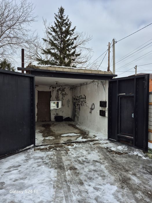 Продам ворота на гараж