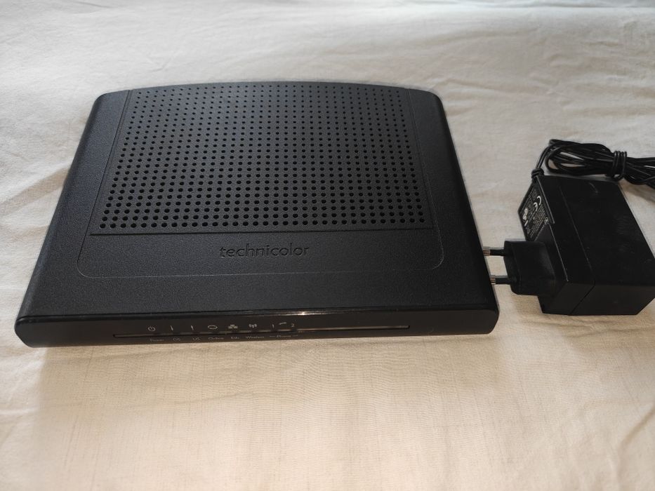 Безжичен кабелен гласов гейтуей- модем и рутер в едно