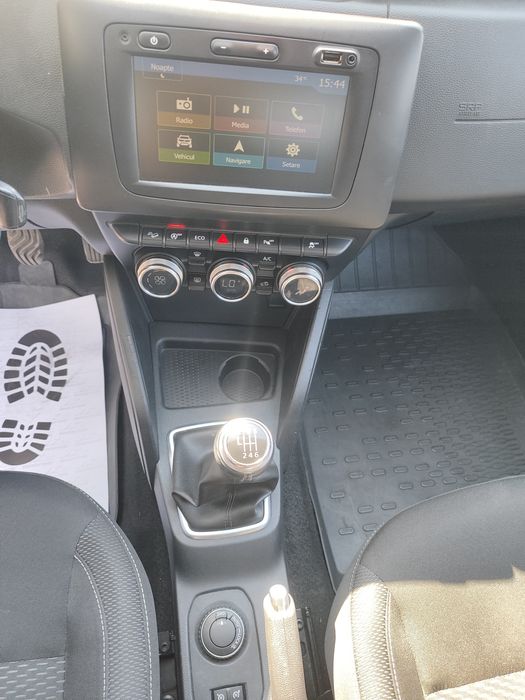 Dacia Duster Prestige 1.3 Benzina 4x4  Euro 6 Navigație Camera Cârlig Istoric Dacia până la 184000Km