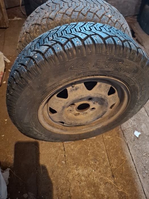 Продам резину 185/70/14