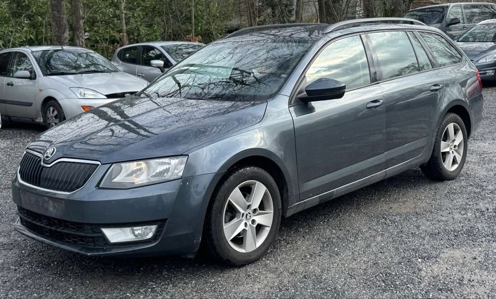 SKODA Octavia 2015 — imagine 3