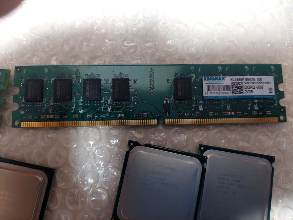 Componente PC procesoare și memorii ram ddr-2