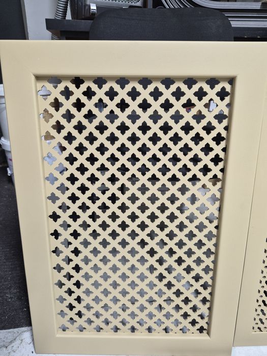 экраны для радиаторов, решетка на радиатор